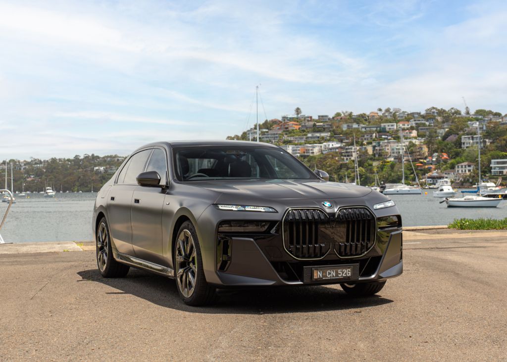 BMW 740i Sedan